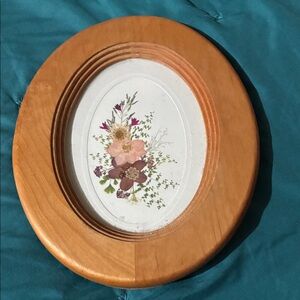 Wooden Oval Picture Frame with Floral Design